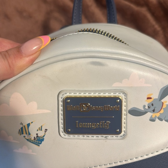 Walt Disneyworld Loungefly - Picture 6 of 6